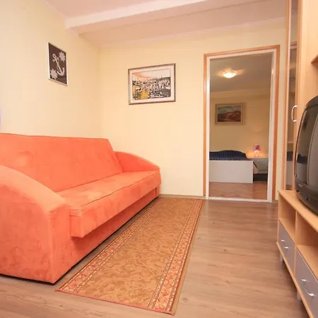 And By The Sea Medveja, Opatija - 2305 Guest house 3*
