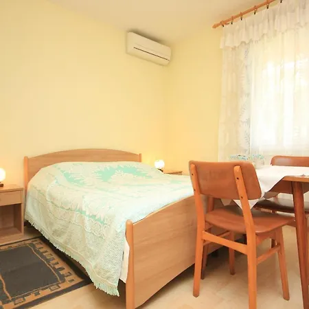 And By The Sea Medveja, Opatija - 2305 Guest house 3*